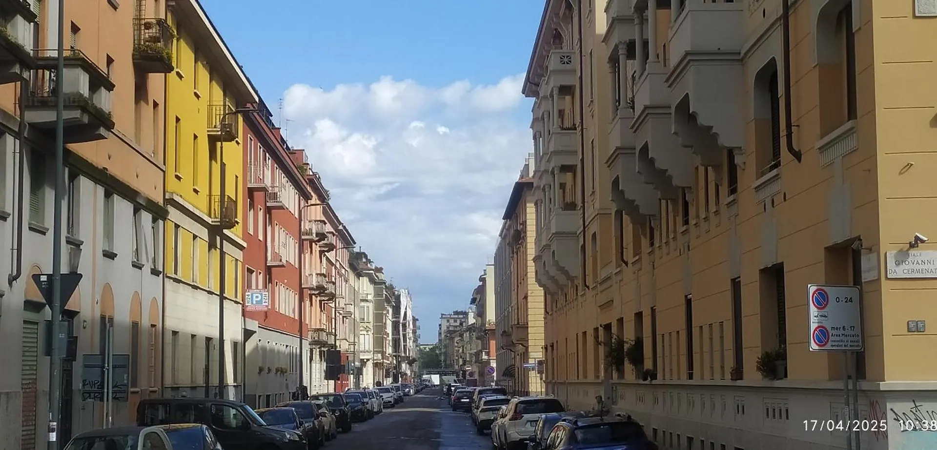 Flores Home, Vintage Charm Near City Center & Navigli Italy